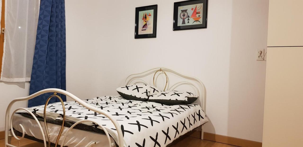 **Studio Art - 30M2 - Centre Ville** Chalons-en-Champagne Exterior photo