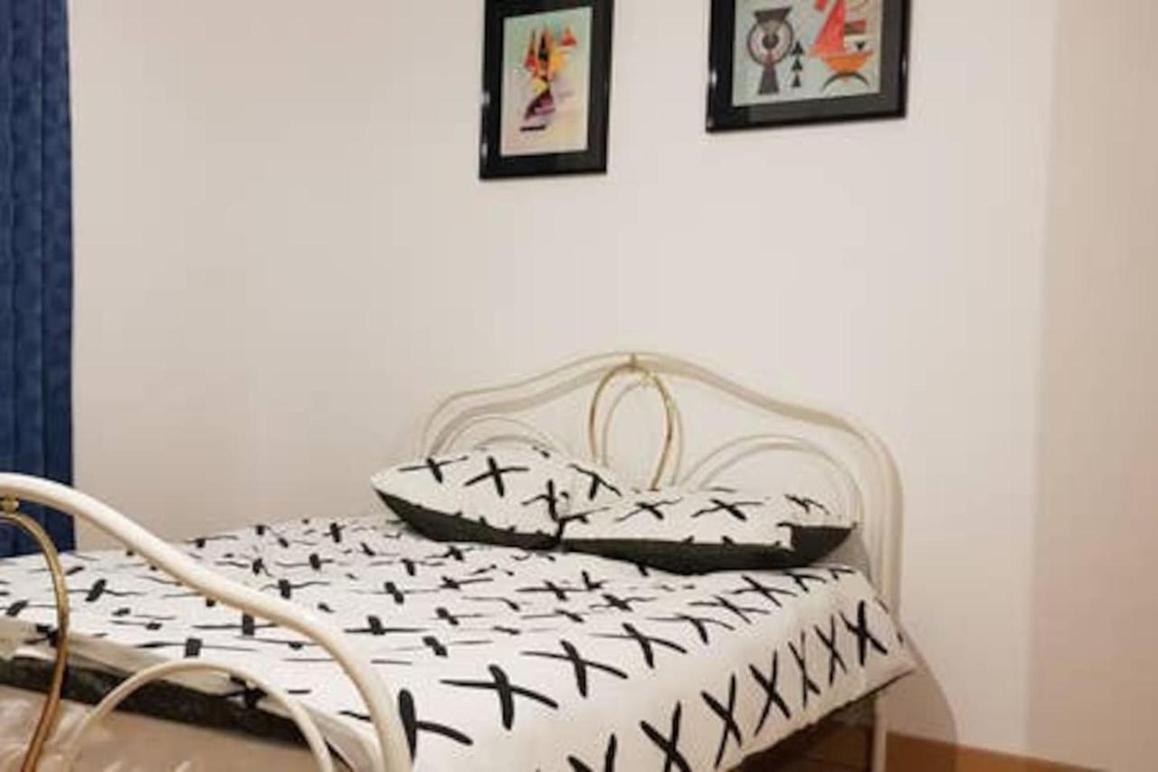 **Studio Art - 30M2 - Centre Ville** Chalons-en-Champagne Exterior photo